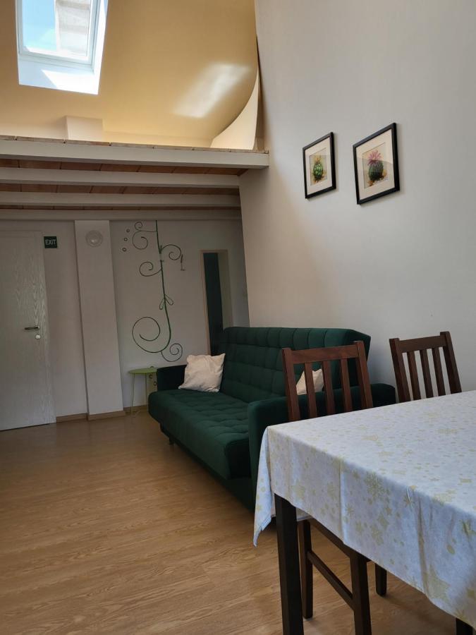 Apartments Matej & Irena Црес Экстерьер фото