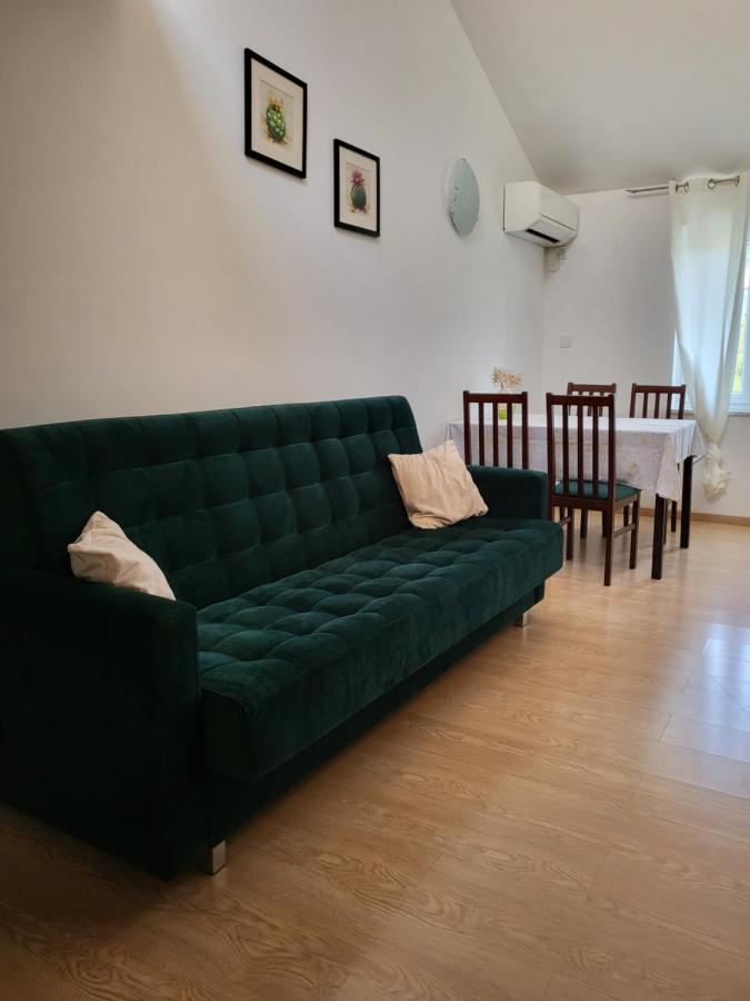 Apartments Matej & Irena Црес Экстерьер фото