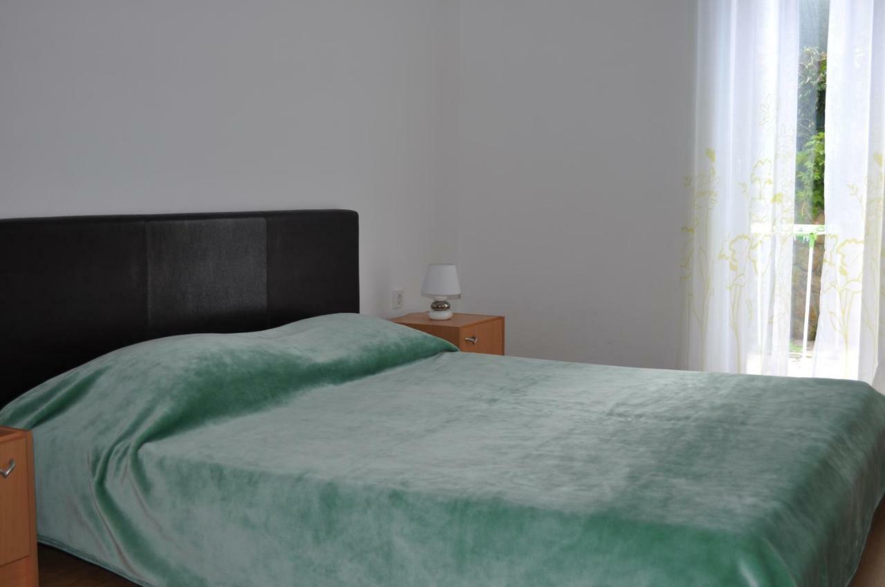 Apartments Matej & Irena Црес Экстерьер фото