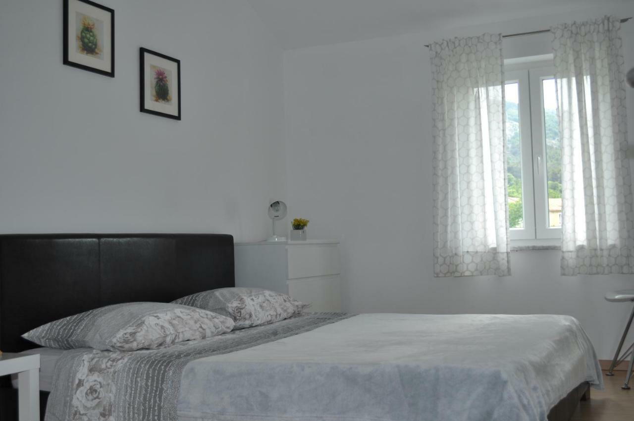 Apartments Matej & Irena Црес Экстерьер фото