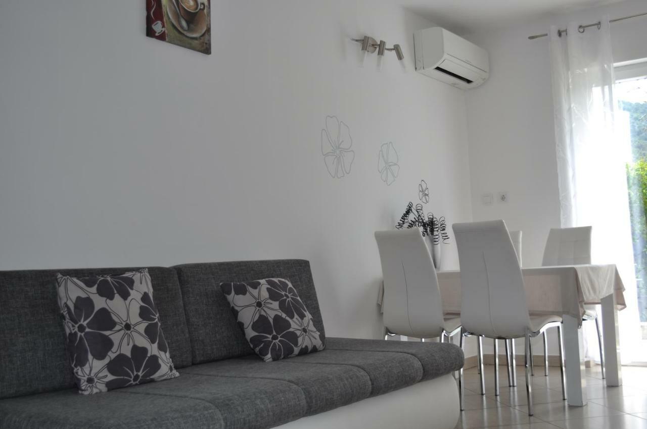 Apartments Matej & Irena Црес Экстерьер фото